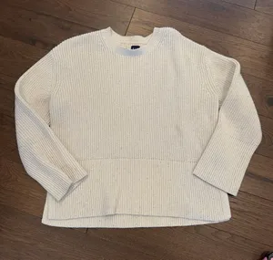 GAP Cream Ribbed Shimmer Crewneck Sweater Size Medium - C11-638 thumbnail 1