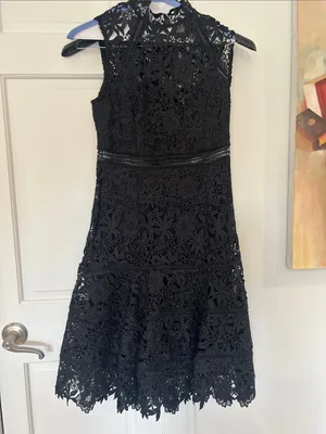 EUC Bardot Elise dress black lace US Size 6 / S thumbnail 2