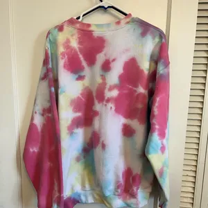Tie dye sweatshirt Size XL thumbnail 2