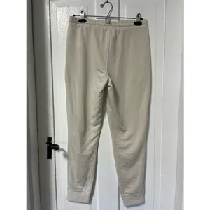 NWT Quince SuperSoft Fleece off white Joggers size S thumbnail 2