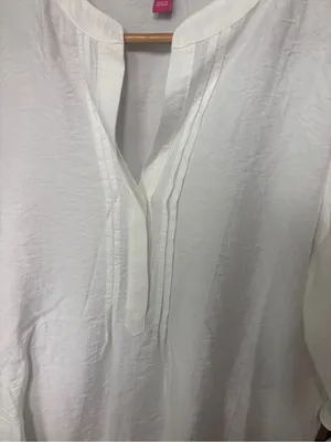 Vince Camuto white blouse size small thumbnail 3