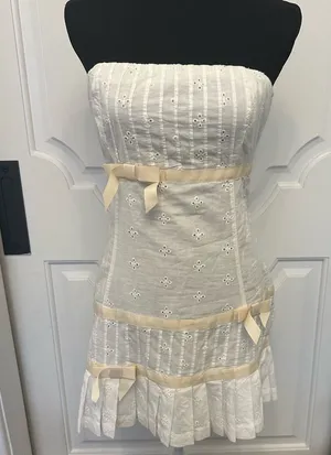 Kimchi Blue Urban Outfitters Strapless White Cream Dress w/ Bows Eyelet NWOT thumbnail 1