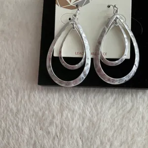 Pomina Hammered Double teardrops Silver thumbnail 2