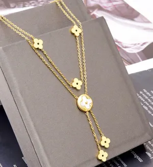 Clovers Gold Layered Necklace thumbnail 1