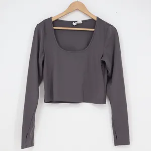 HM Divided Womens Charcoal Gray Scoop Neck Long Sleeve Crop Top Thumbholes L thumbnail 2