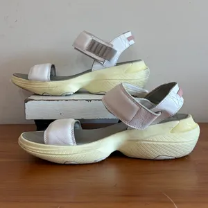 Sorel Kinetic Impact II Slingback Sandals White Sea Salt Ceramic NL4742-100 8.5‎ thumbnail 3