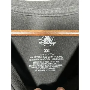 Walt Disney World Black Metalllic Rainbow Logo Magic‎ Kingdom Disney T-shirt XXL thumbnail 3