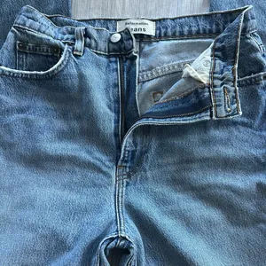Reformation Stevie Ultra High Rise Jeans in Sydney Wash Sz 27 thumbnail 6