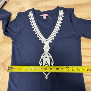 Lilly‎ Pulitzer Tidewater Embroidered Tunic Dress Sm Navy 3/4 Sleeve Mini Jersey thumbnail 11