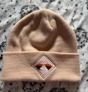 Merrell beanie  thumbnail 1
