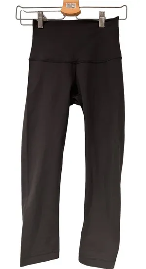 Lululemon Wunder Under black leggings 21” size 4 thick material thumbnail 1