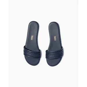 ✨Tkees Serena Navy Sz 7 Sandals✨ thumbnail 3