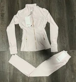 Lululemon full define set  thumbnail 1