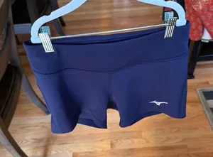 Mizuno Women's medium Victory Volleyball Shorts featuring a reflective thumbnail 1