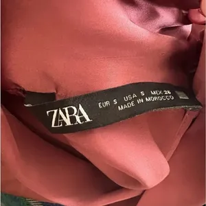 ZARA Dusty Rose Mauve Satin Effect Blouse size small thumbnail 5