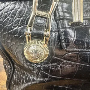 Gianni Versace Vintage Satchel Bag Womens Medium Black Crocodile Leather Gold thumbnail 9