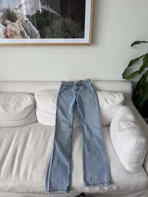Zara Light Wash Jeans thumbnail 5