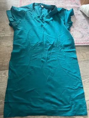 Lululemon teal green top size 6 thumbnail 5