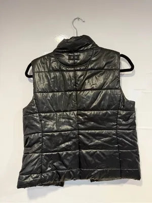 Converse‎ Women's Black Quilted Puffer Vest with Snap Front thumbnail 5