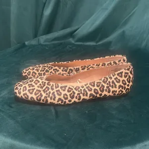 Loft Leopard Print Women's‎ Flats Black Size 7 thumbnail 3