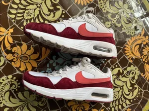 Nike White & Red Low-Profile Sneakers thumbnail 2