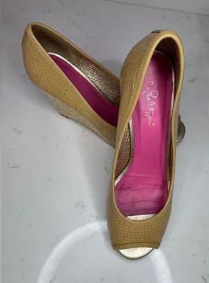 Lilly Pulitzer Tan Perforated Wedges thumbnail 1