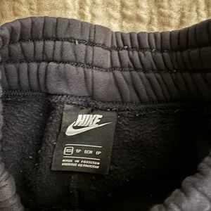 Nike Womens Black Sweatpants thumbnail 2