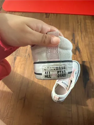 Tricolor Grey and Pink Low Rise Converse Women’s Size 6 thumbnail 7