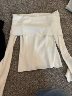 Off-The-Shoulder Sweater H&M thumbnail 1