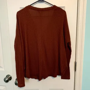 Out From Under Rust Oversized Thermal Button Front Top Women's Size Small‎ thumbnail 6
