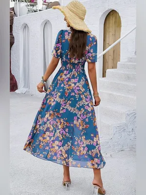 NWT Blue Floral V-Neck Maxi Dress, Size Medium thumbnail 2
