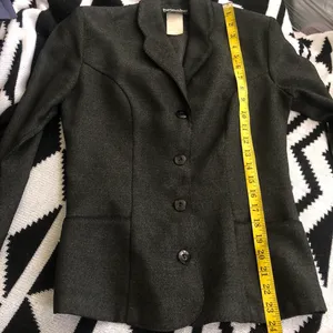 2000s Grey-Black fitted slim fit long sleeve blazer with functional pockets button closure thumbnail 6
