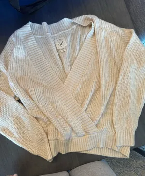 Billabong Oatmeal Chunky Knit Faux Wrap Sweater M thumbnail 1