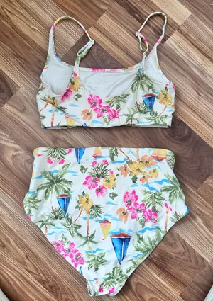 Old Navy Tropical Hawaiian Women’s High Waist Bikini thumbnail 1