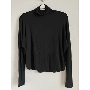 Aritzia Babaton Small Long Sleeve Top Shirt Black Mock‎ Neck Lightweight Cropped thumbnail 4