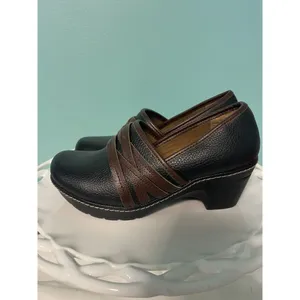 Thom McAn Casper Size 6 Black Brown Leather Wedge‎ Heel Clogs Shoes S-300 thumbnail 4