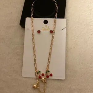 Cherry Necklace with matching earring Gold thumbnail 3