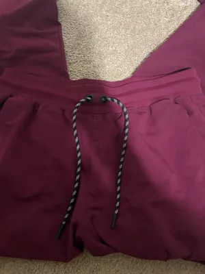 Beyond scrubs scrub set Purple Size small/medium petite thumbnail 3