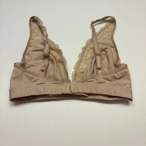 Wacoal Embrace Lace Wire Free Bralette‎ Women 38 Nude V-Neck 852191 Lingerie thumbnail 3