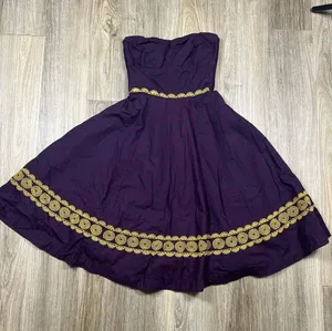 Strapless Purple Dress with Gold Embroidery thumbnail 1