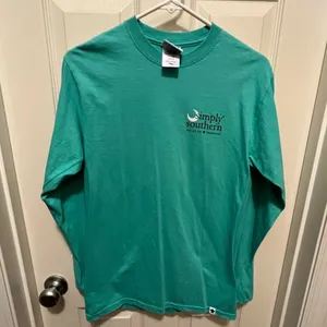 Simply Southern Long Sleeve. Size Small. thumbnail 1
