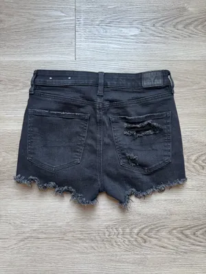 Women’s American Eagle Black Denim Shorts thumbnail 3