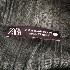 Zara Plissé Mock Neck Top‎ Womens Medium Short Sleeve Dolman Forest Green thumbnail 6