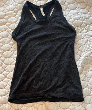 Black Fitted Sleeveless Tank Top thumbnail 1