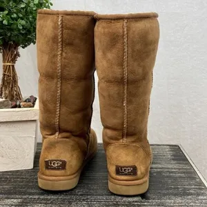 Ugg Tan Traditional Classic Fleece Lined Boots 9 9W thumbnail 2