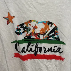 Crazy shirts California t-shirt size medium thumbnail 3