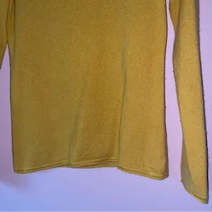 Prive Size S Yellow Cashmere Sweater Crew Neck Minimalist Contemporary Capsule thumbnail 3