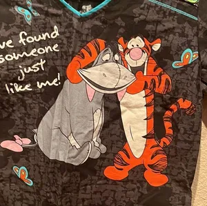 Disney Winnie the Pooh Tigger Scrubs Uniform Medical Top Size XS thumbnail 3