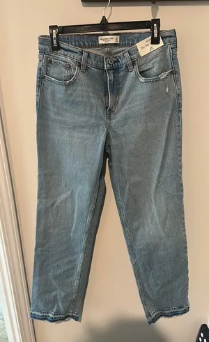 Abercrombie Jeans Mid-Rise 90s Straight thumbnail 1