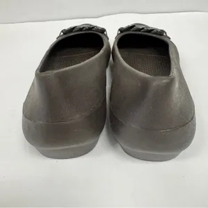 Crocs Gianna Chain Link Ballet Flats‎ Women’s Slip On Shoes Size 7 Brown thumbnail 2